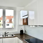 180 Grad Im 2 Og Mit Panoramafenster Und Bergblick