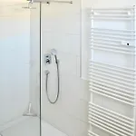 180 Grad Im 2 Og Mit Panoramafenster Und Bergblick Appartement Wasserburg
