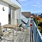 Appartement 180 Grad Im 2 Og Mit Panoramafenster Und Bergblick