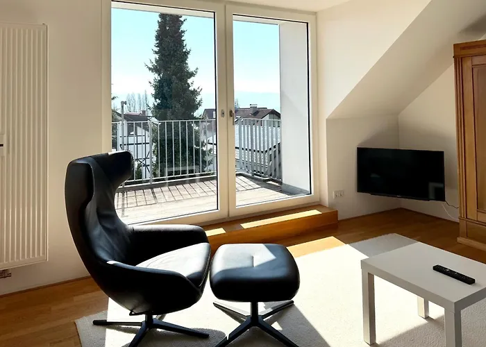 Apartman 180 Grad Im 2 Og Mit Panoramafenster Und Bergblick Wasserburg