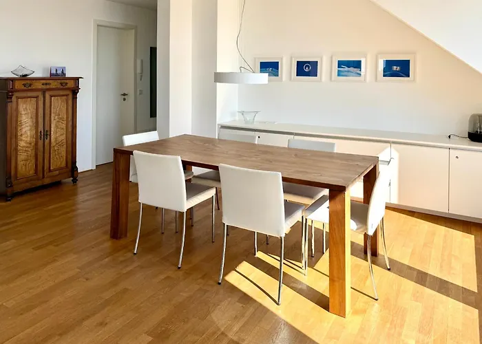 180 Grad Im 2 Og Mit Panoramafenster Und Bergblick Wasserburg