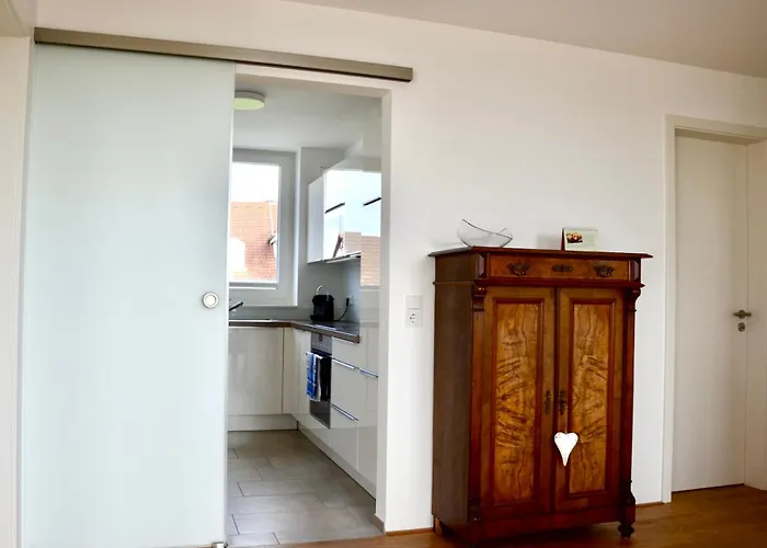 180 Grad Im 2 Og Mit Panoramafenster Und Bergblick Apartman